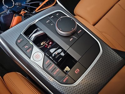 2025 BMW 3 SERIES — фото 9