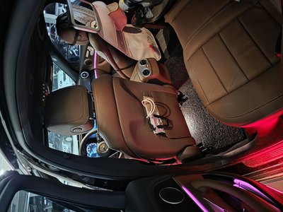 MERCEDES-BENZ E-CLASS - 9