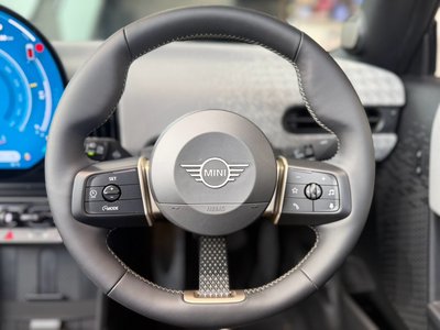 صورة مصغرة 17 لـ 2025 MINI COOPER CONVERTIBLE