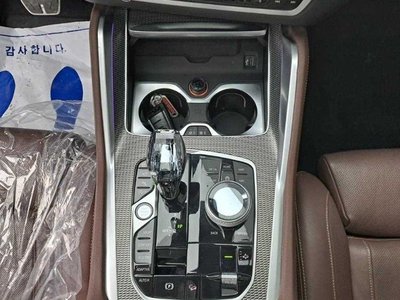 2021 BMW X6 — миниатюра 14
