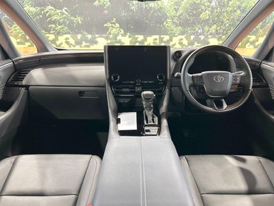 صورة 2 لـ 2025 Toyota ALPHARD
