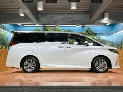 صورة مصغرة 29 لـ 2025 Toyota ALPHARD