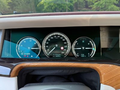 2023 ROLLS-ROYCE PHANTOM photo 8