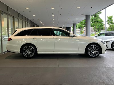 MERCEDES-BENZ E-CLASS - 3