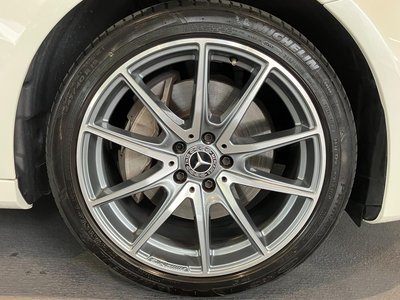 MERCEDES-BENZ E-CLASS - 4