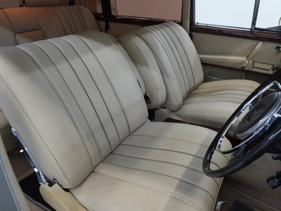 MERCEDES-BENZ MERCEDES-BENZ 600 - 5