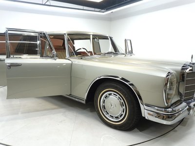 MERCEDES-BENZ MERCEDES-BENZ 600 - 10