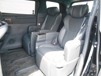 2023 Toyota VELLFIRE — фото 10