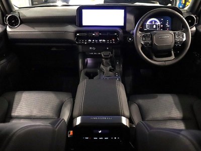 TOYOTA LAND CRUISER 250 - 9