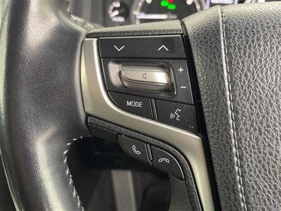 TOYOTA LAND CRUISER 200 - 10