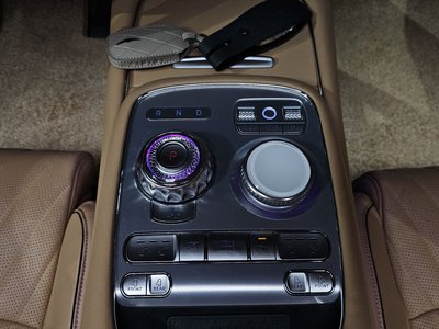 صورة 9 لـ 2024 Genesis G90 (RS4)