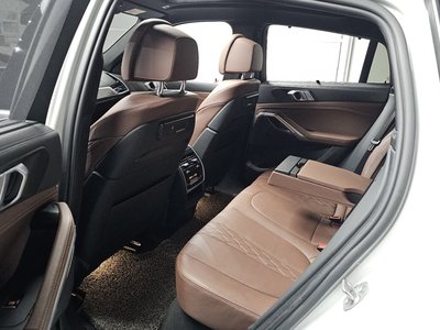 2021 BMW X6 缩略图 11