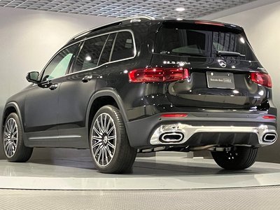 MERCEDES-BENZ GLB - 10