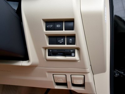 صورة مصغرة 19 لـ 2021 Toyota LAND CRUISER 300