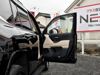 صورة مصغرة 66 لـ 2021 Toyota LAND CRUISER 300