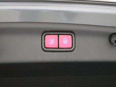 2023 Mercedes-BENZ C-CLASS thumbnail 11