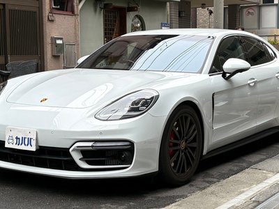 PORSCHE PANAMERA - 1