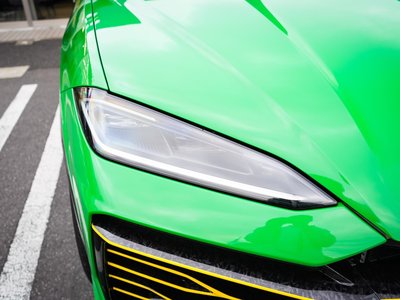 LAMBORGHINI URUS - 9