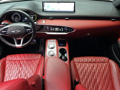 صورة 5 لـ 2022 Genesis GV70