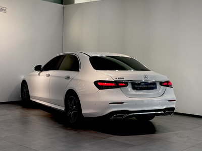 MERCEDES-BENZ E-CLASS - 2