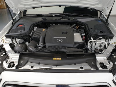 MERCEDES-BENZ E-CLASS - 7