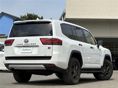 TOYOTA LAND CRUISER - 5