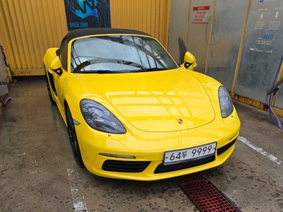 صورة 1 لـ 2017 Porsche 718