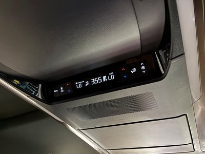 2025 Toyota VELLFIRE — миниатюра 31