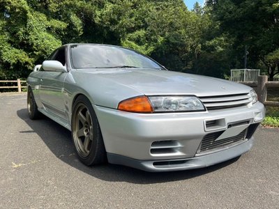 NISSAN SKYLINE GT-R - 2
