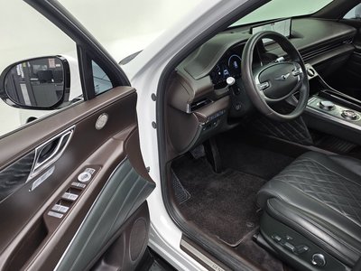 2023 Genesis GV80 thumbnail 13