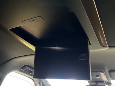 TOYOTA VELLFIRE - 4