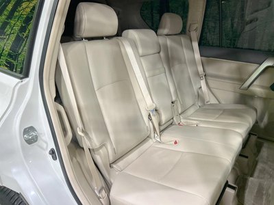 TOYOTA LAND CRUISER PRADO - 9