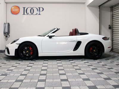 PORSCHE 718 - 8
