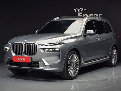 2024 BMW X7 — фото 1