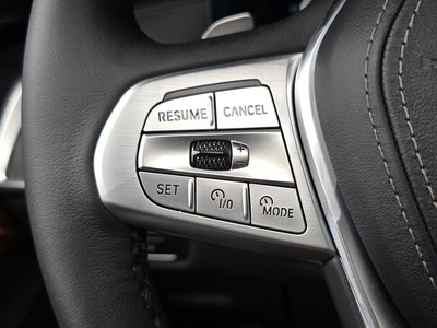 2024 BMW X7 — миниатюра 23