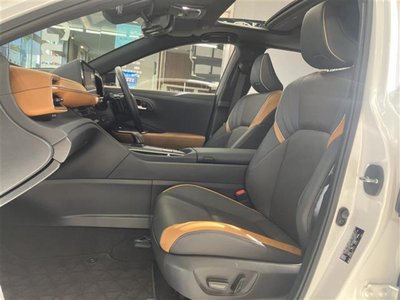 2023 Toyota CROWN CROSSOVER — миниатюра 18