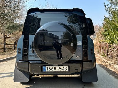 LAND ROVER DEFENDER - 5