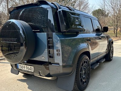 LAND ROVER DEFENDER - 6