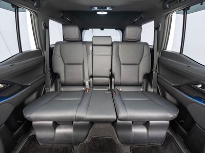 صورة مصغرة 37 لـ 2026 Lexus GX
