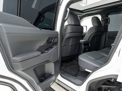 صورة مصغرة 33 لـ 2026 Lexus GX