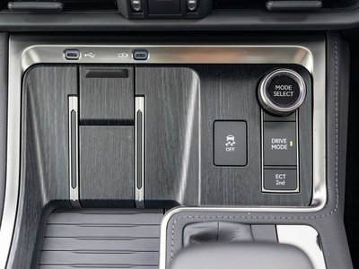 صورة مصغرة 27 لـ 2026 Lexus GX