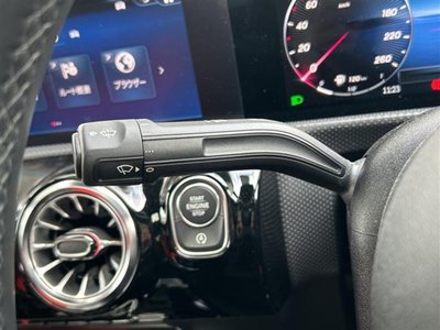 MERCEDES-BENZ CLA - 10