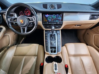 PORSCHE MACAN - 5