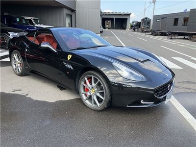 FERRARI CALIFORNIA - 8