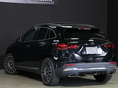 MERCEDES-BENZ GLA - 7