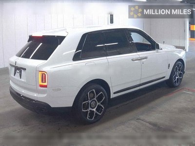 ROLLS-ROYCE CULLINAN - 5