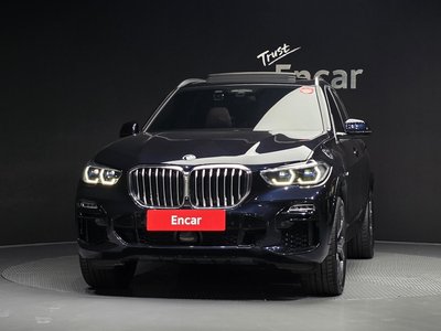 2021 BMW X5 照片 2