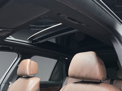 2021 BMW X5 thumbnail 25