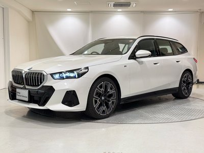 BMW 5 SERIES TOURING - 1