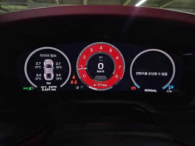 PORSCHE 911 - 8